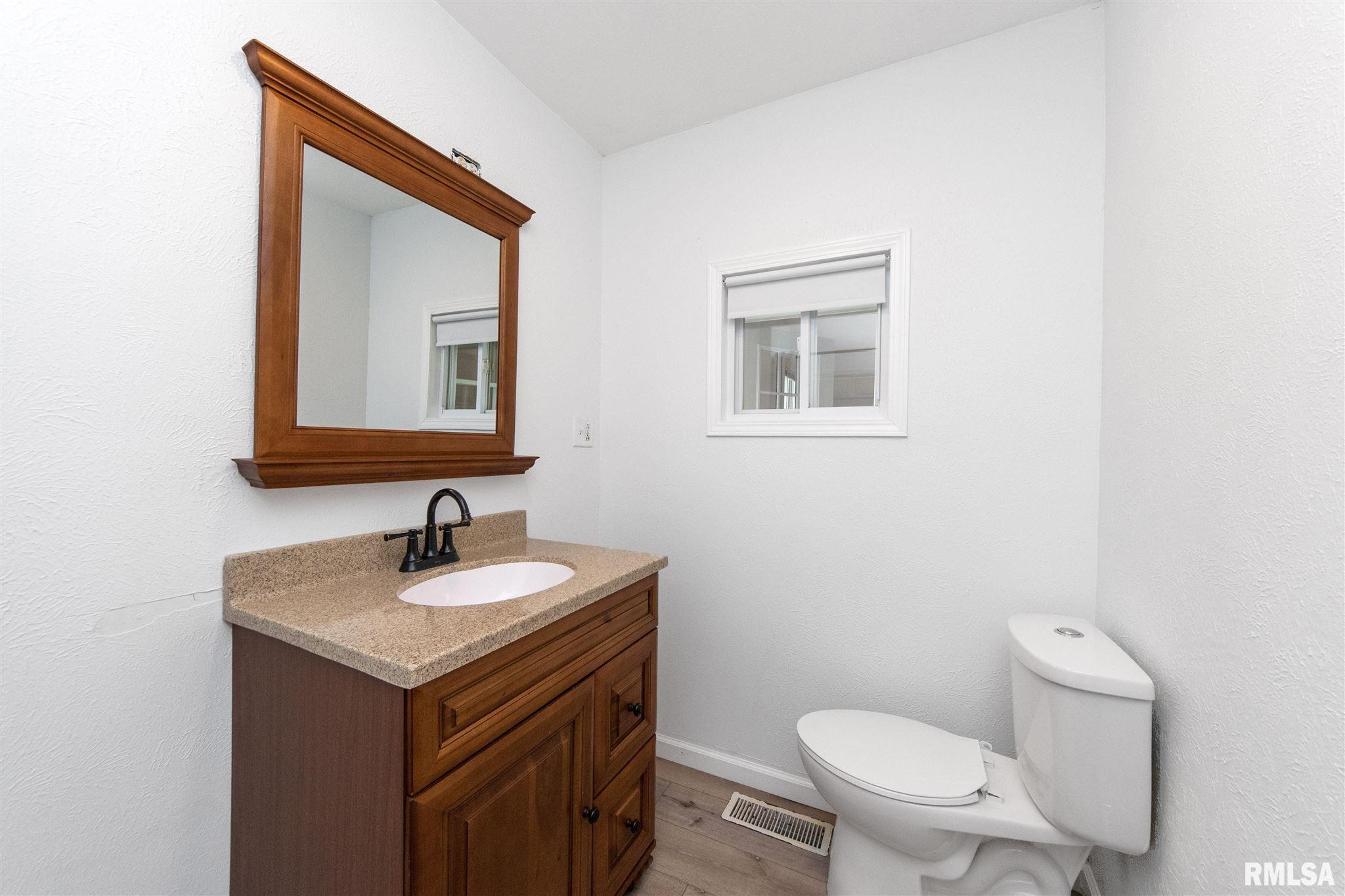 29809 East Mission Camp Road Canton, IL 61520 - Photo 22 of 41 Gallery Image 22