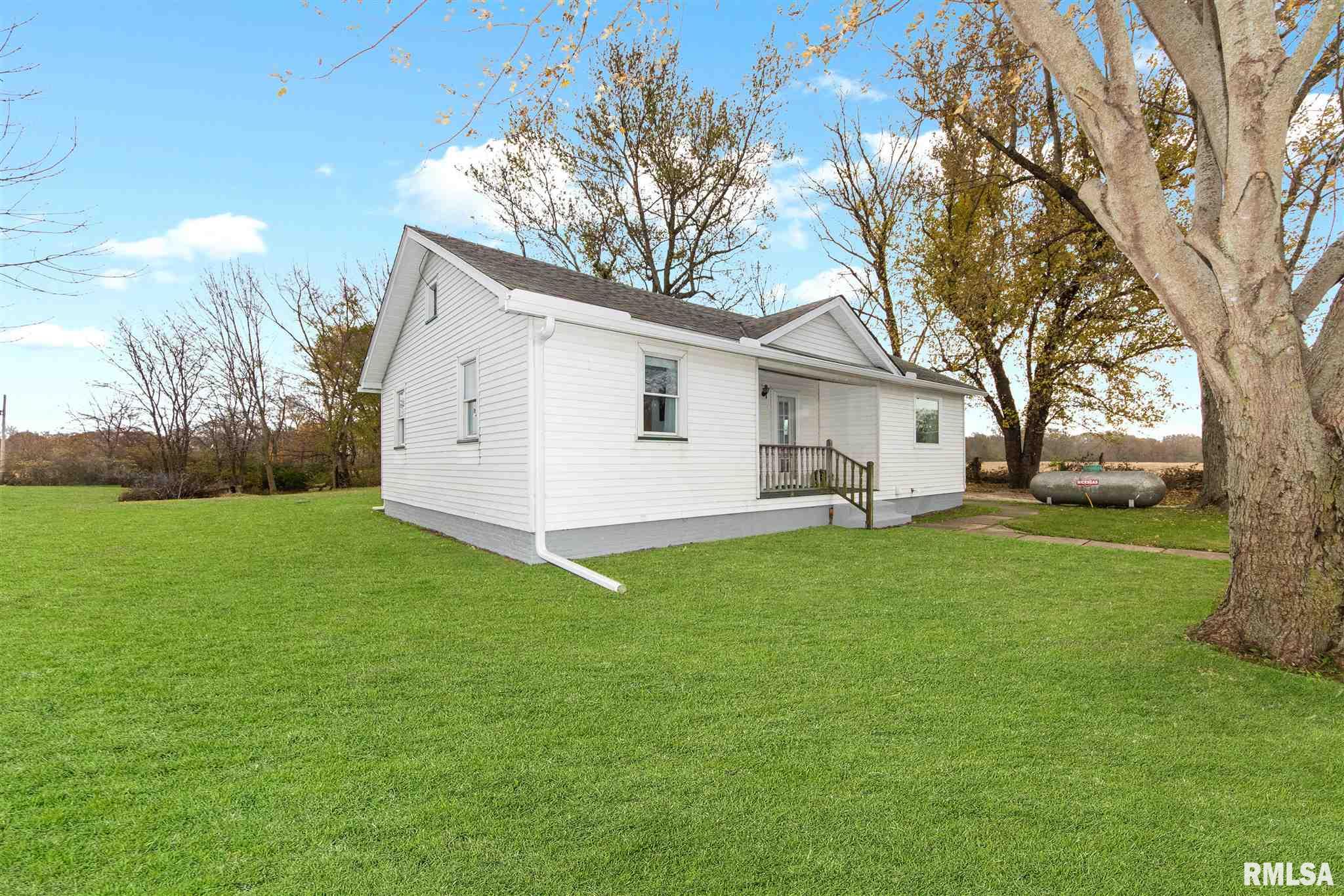29809 East Mission Camp Road Canton, IL 61520 - Photo 36 of 41 Gallery Image 36