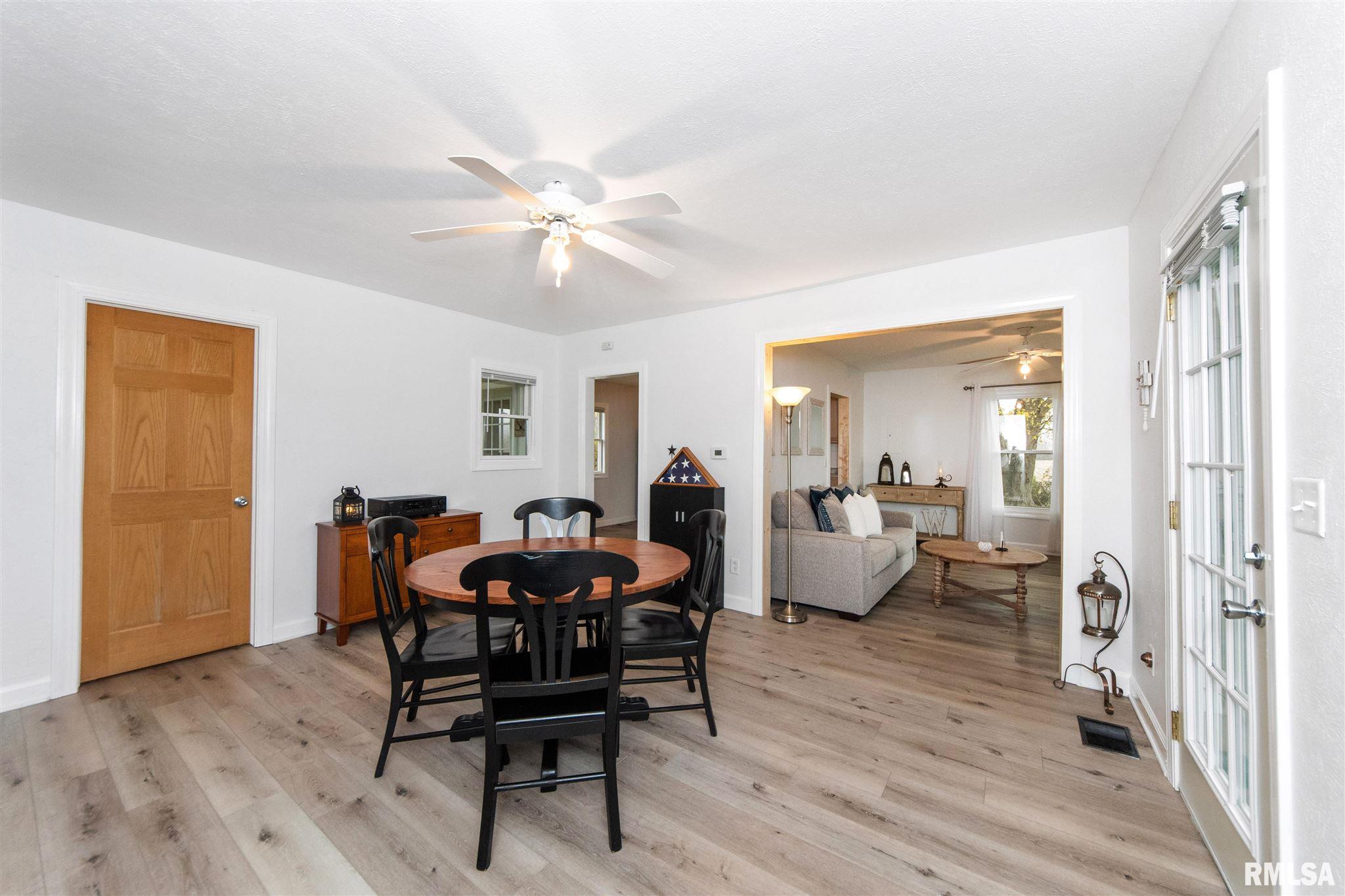 29809 East Mission Camp Road Canton, IL 61520 - Photo 5 of 41 Gallery Image 5