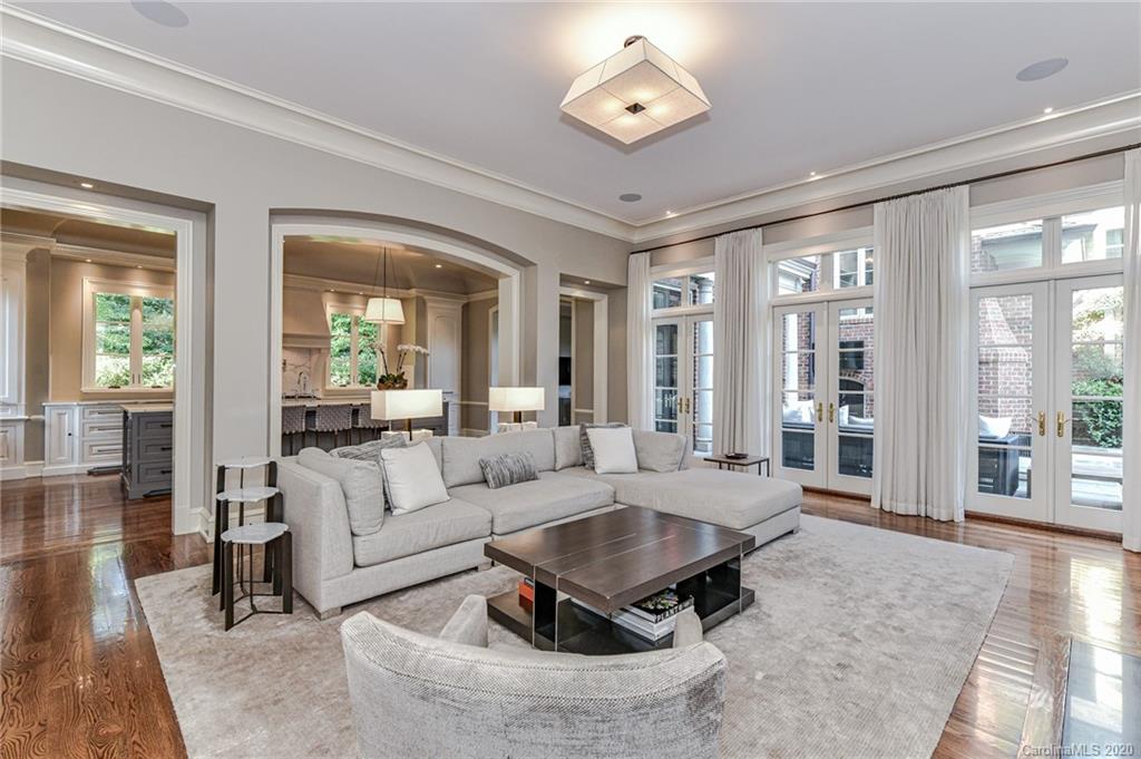 540 Colville Road Charlotte, NC 28207 - Photo 12 of 48 Gallery Image 12