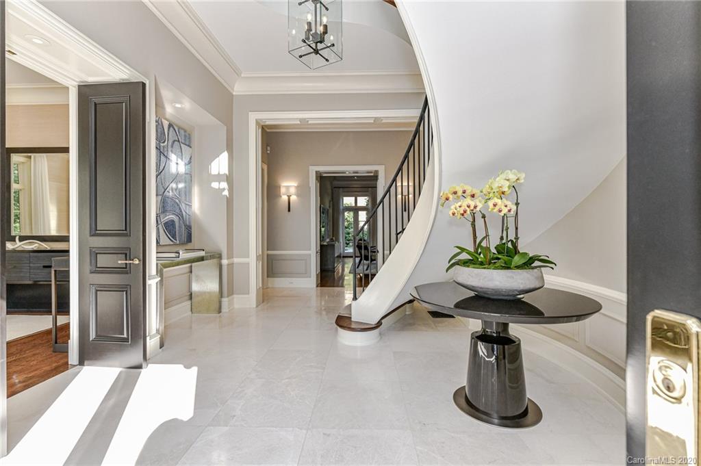 540 Colville Road Charlotte, NC 28207 - Photo 3 of 48 Gallery Image 3