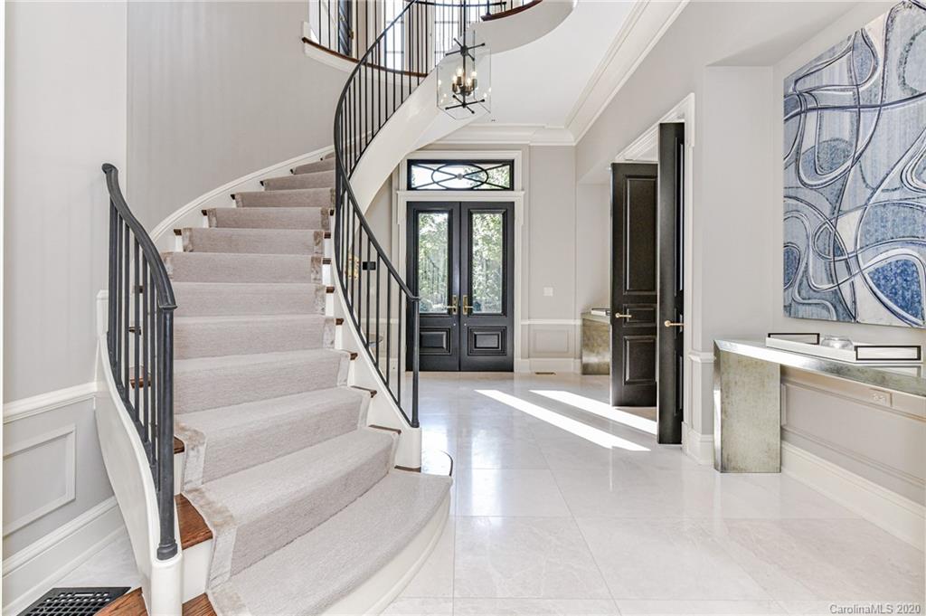 540 Colville Road Charlotte, NC 28207 - Photo 4 of 48 Gallery Image 4