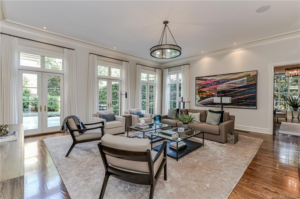 540 Colville Road Charlotte, NC 28207 - Photo 7 of 48 Gallery Image 7