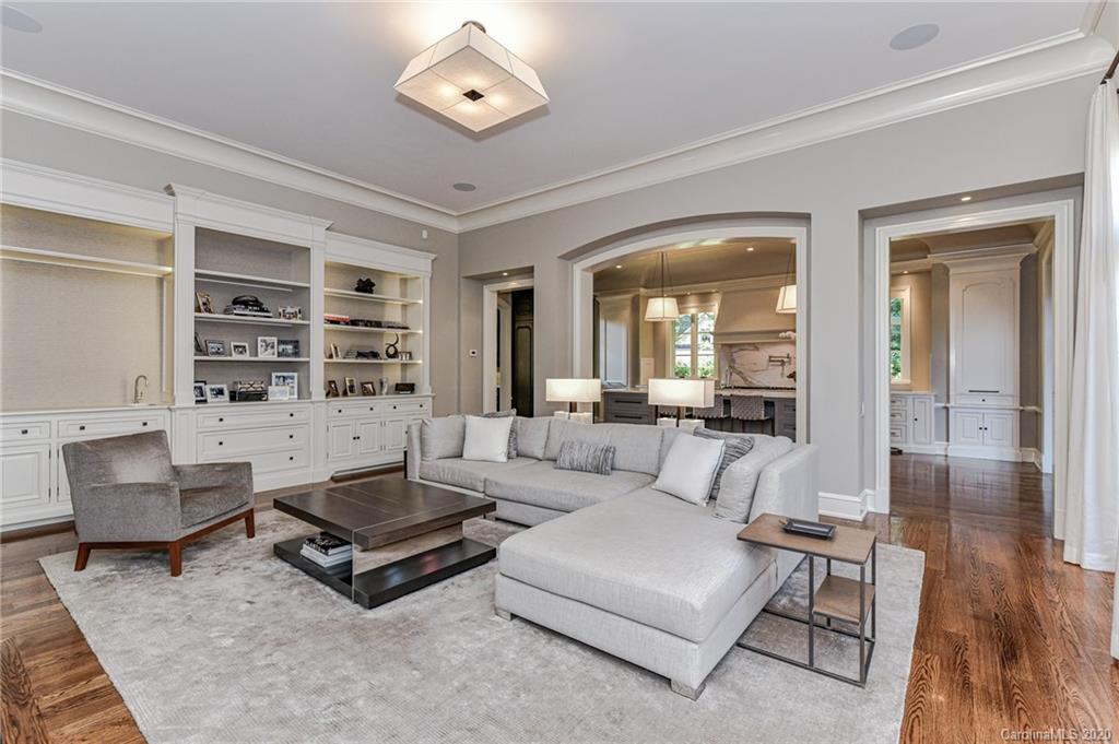 540 Colville Road Charlotte, NC 28207 - Photo 10 of 48 Gallery Image 10