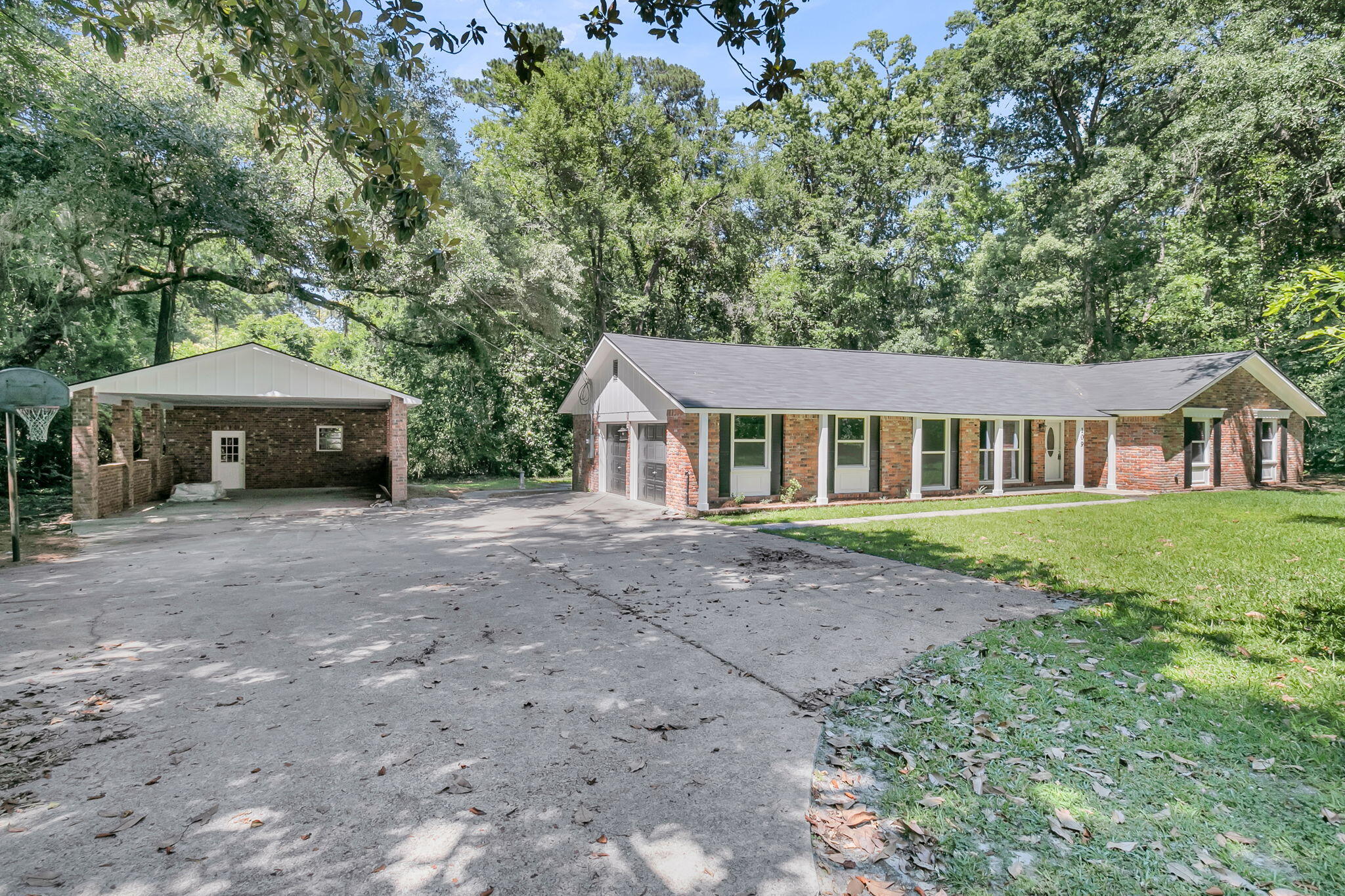 109 Halcyon Road Summerville, SC 29483 - Photo 31 of 45