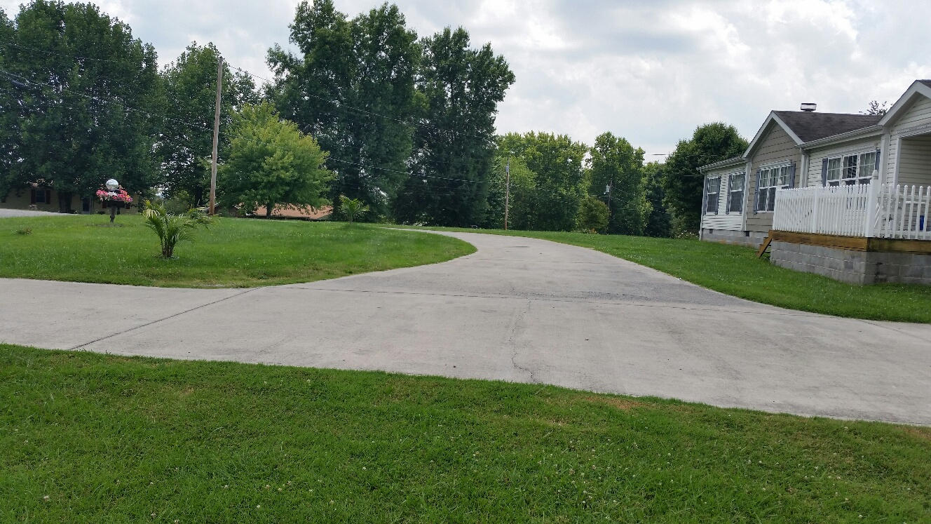 4938 Loudon Ridge Road Lenoir City, TN 37771 - Photo 2 of 6 20140803_142541_resized