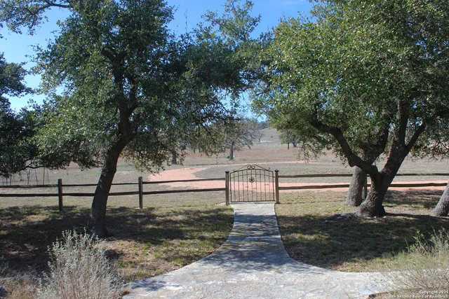 a view of a lake in middle of the city