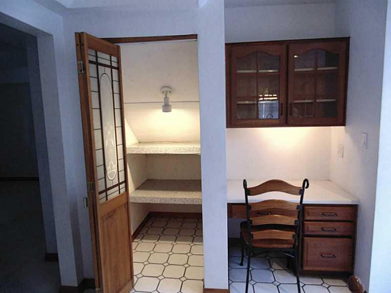 355 Monarch Road Dunbar, PA 15431 - Photo 6 of 25 Kitchen. large lighted pantry