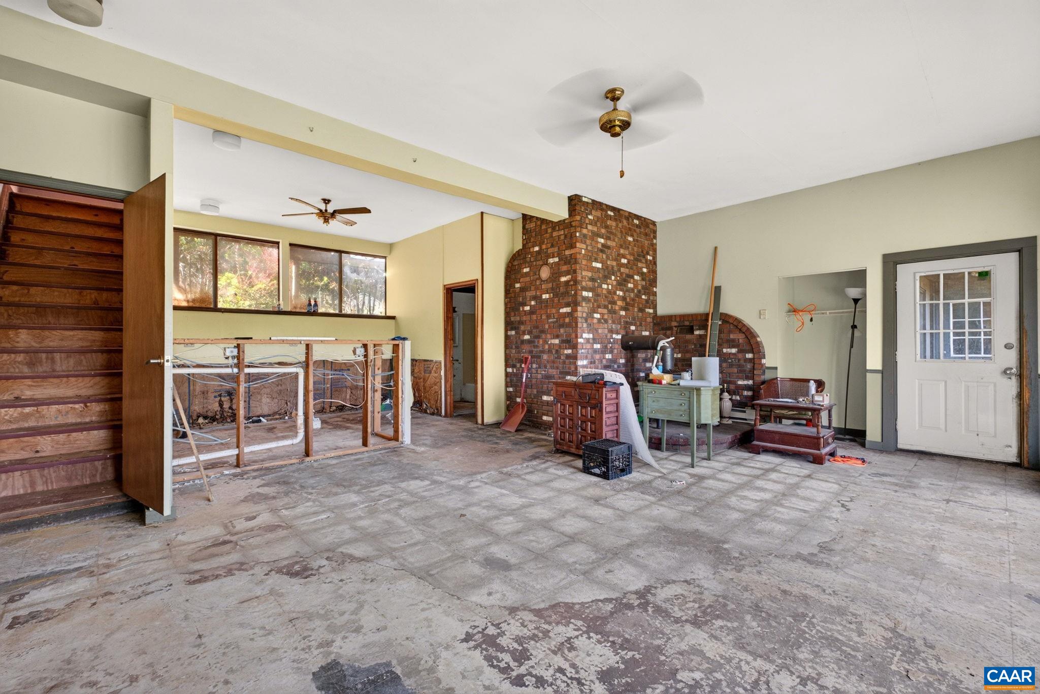 4235 Slam Gate Road Crozet, VA 22932 - Photo 13 of 27 Gallery Image 13