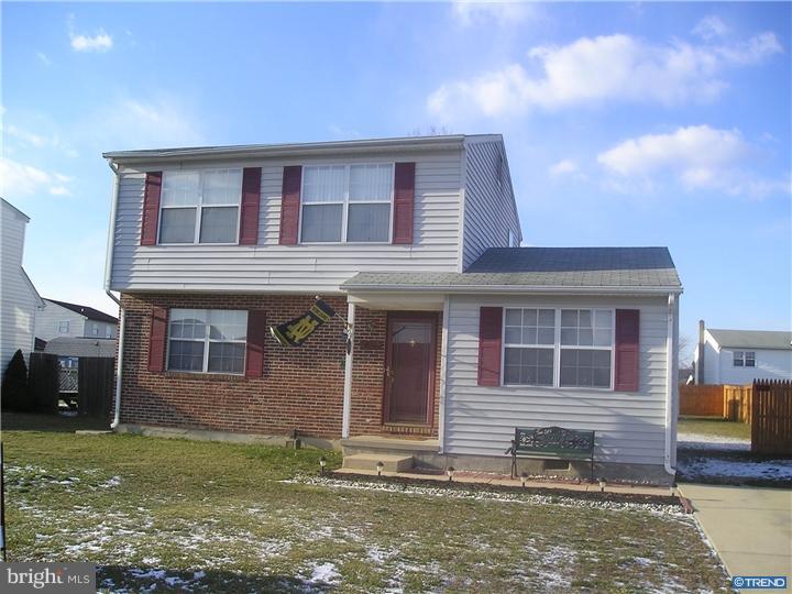 54 Hunting Ridge Road Newark, DE 19702 - Photo 1 of 17 Gallery Image 1