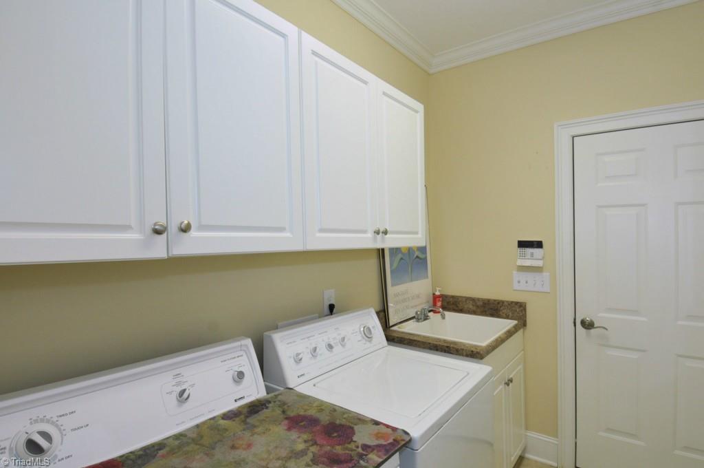 173 Windrush Road Winston-Salem, NC 27106 - Photo 15 of 21 Gallery Image 15