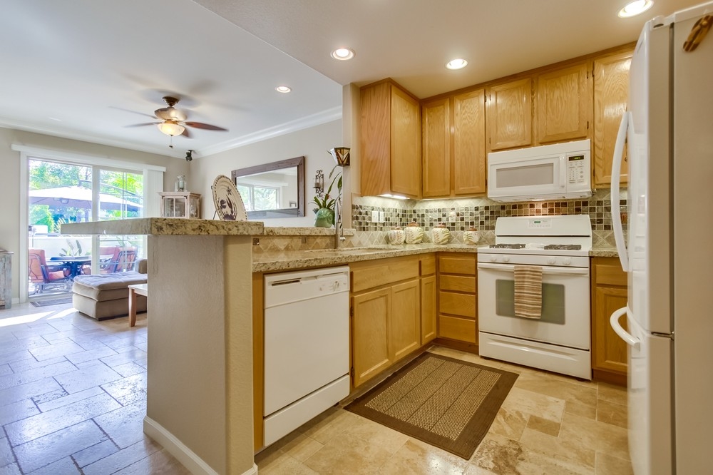 4002 Craven Road, Unit 2 Oceanside, CA 92057 - Photo 8 of 25