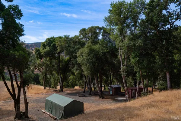 $3,430,000 | 56701 Highway 162, Covelo, CA 95428