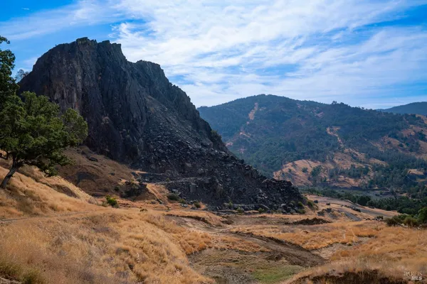 $3,430,000 | 56701 Highway 162, Covelo, CA 95428
