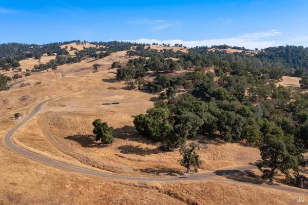 $3,430,000 | 56701 Highway 162, Covelo, CA 95428