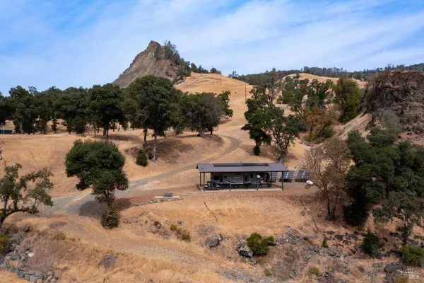 $3,430,000 | 56701 Highway 162, Covelo, CA 95428