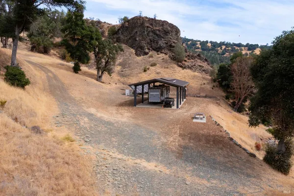 $3,430,000 | 56701 Highway 162, Covelo, CA 95428