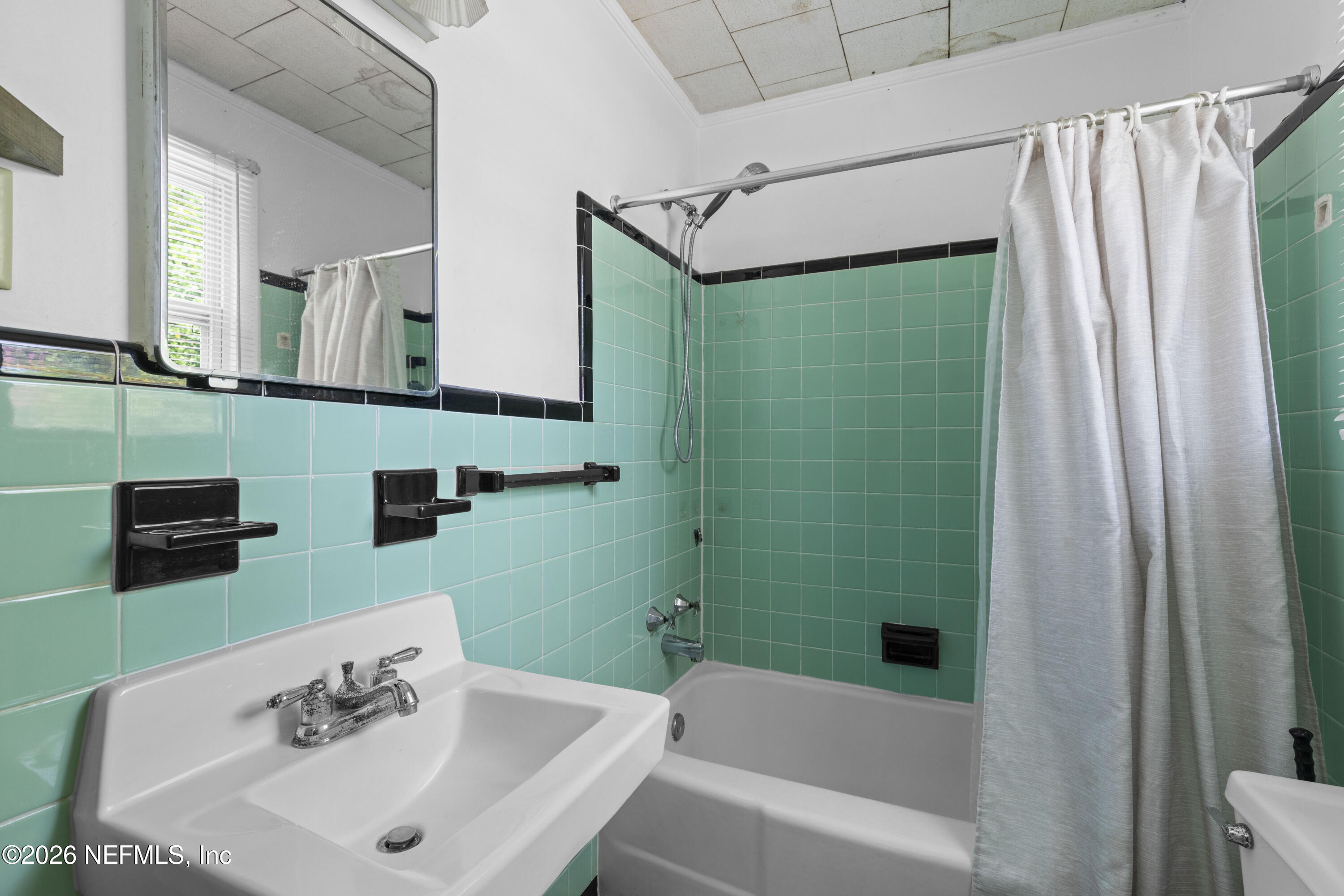 85276 Harts Road Yulee, FL 32097 - Photo 37 of 74 39 Second Bedroom’s Bathroom
