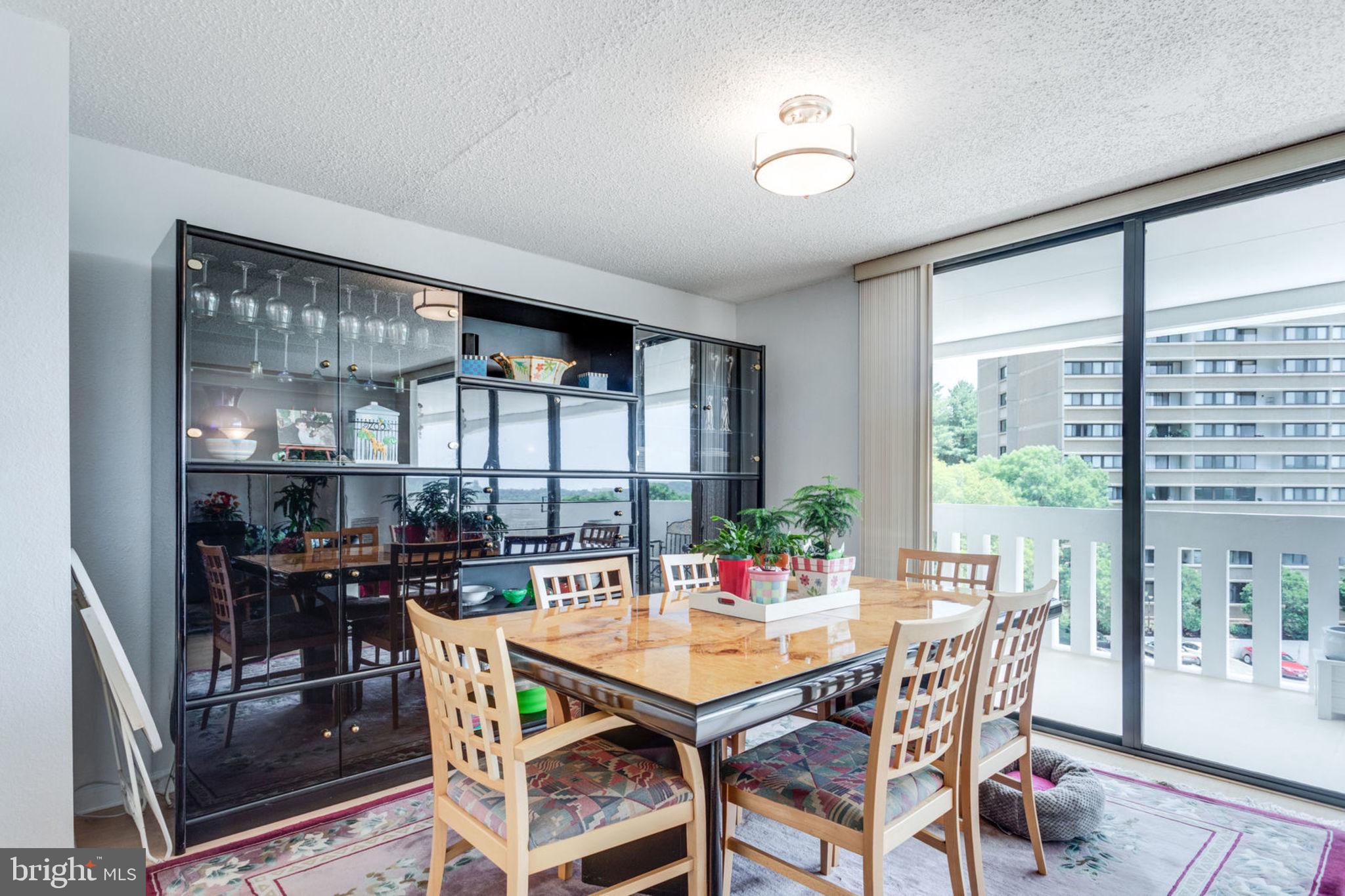 6101 Edsall Road, Unit 611 Alexandria, VA 22304 - Photo 11 of 65 DINING AREA