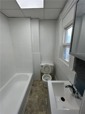 $1,000 | 301 Weaver Street, Unit 1, Rochester, NY 14621