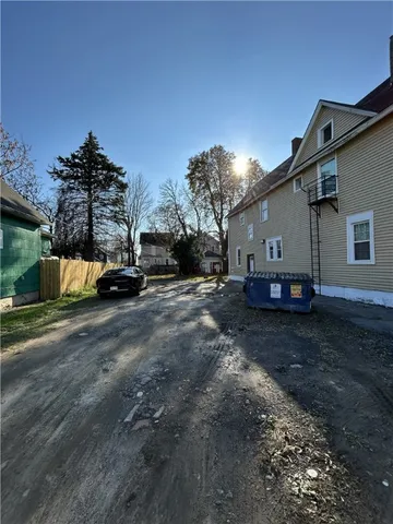 $1,000 | 301 Weaver Street, Unit 1, Rochester, NY 14621