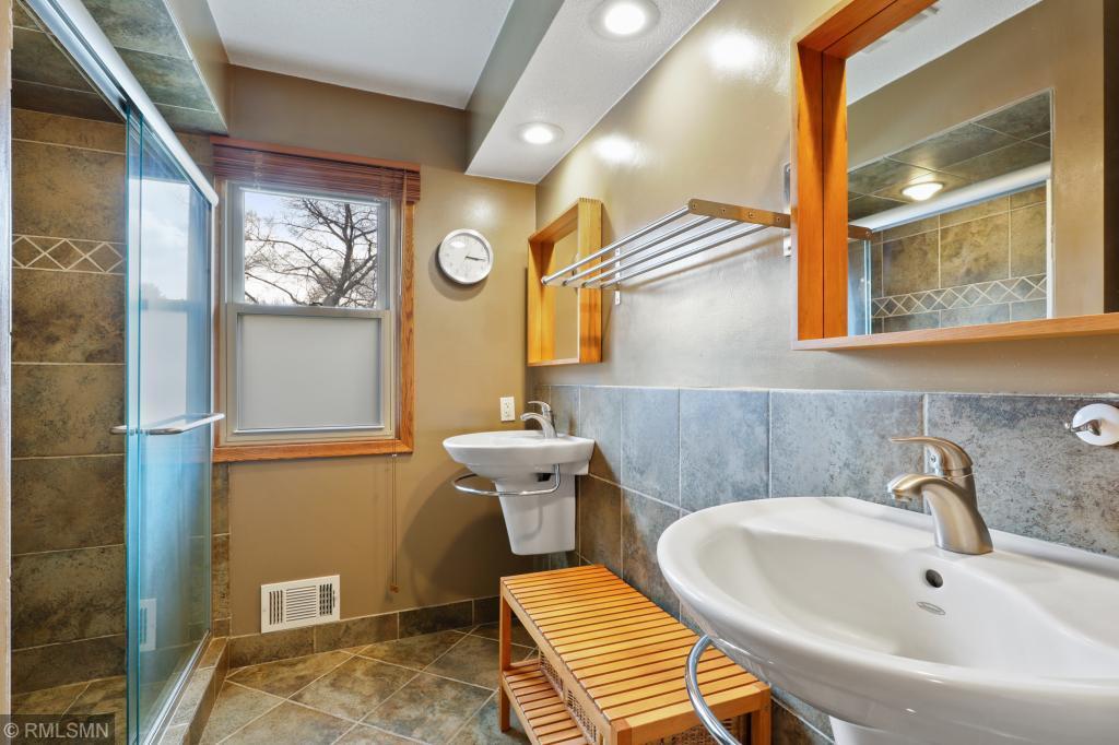 7101 Victoria Road Woodbury, MN 55125 - Photo 25 of 33 Gallery Image 25