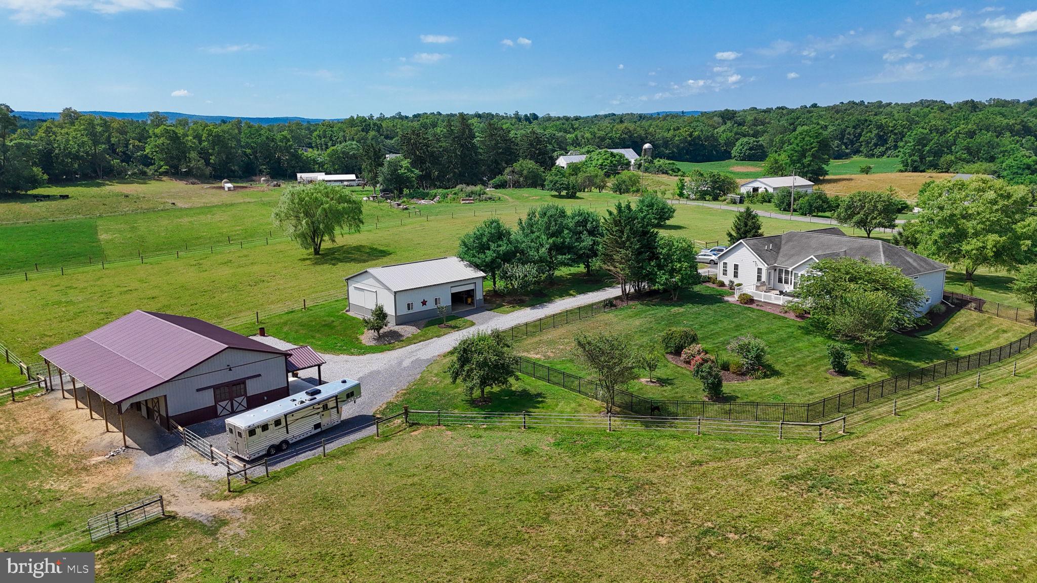 123 Stonehouse Road Carlisle, PA 17015 - Photo 4 of 54 Gallery Image 4