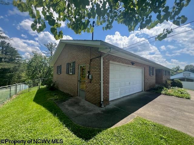 1601 Clifton Road Fairmont, WV 26554 - Photo 8 of 28 Gallery Image 8