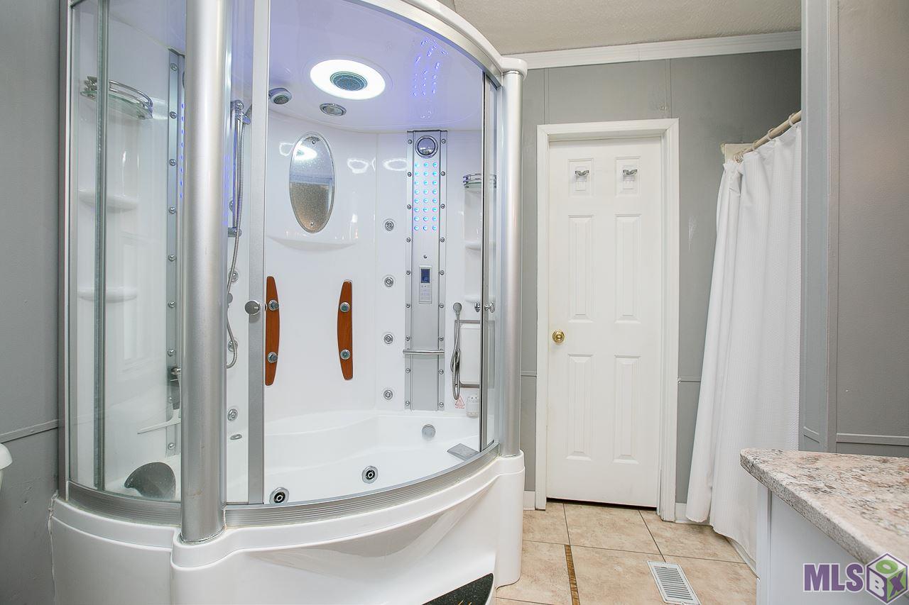 13526 Brown Road Denham Springs, LA 70726 - Photo 13 of 18 Gallery Image 13