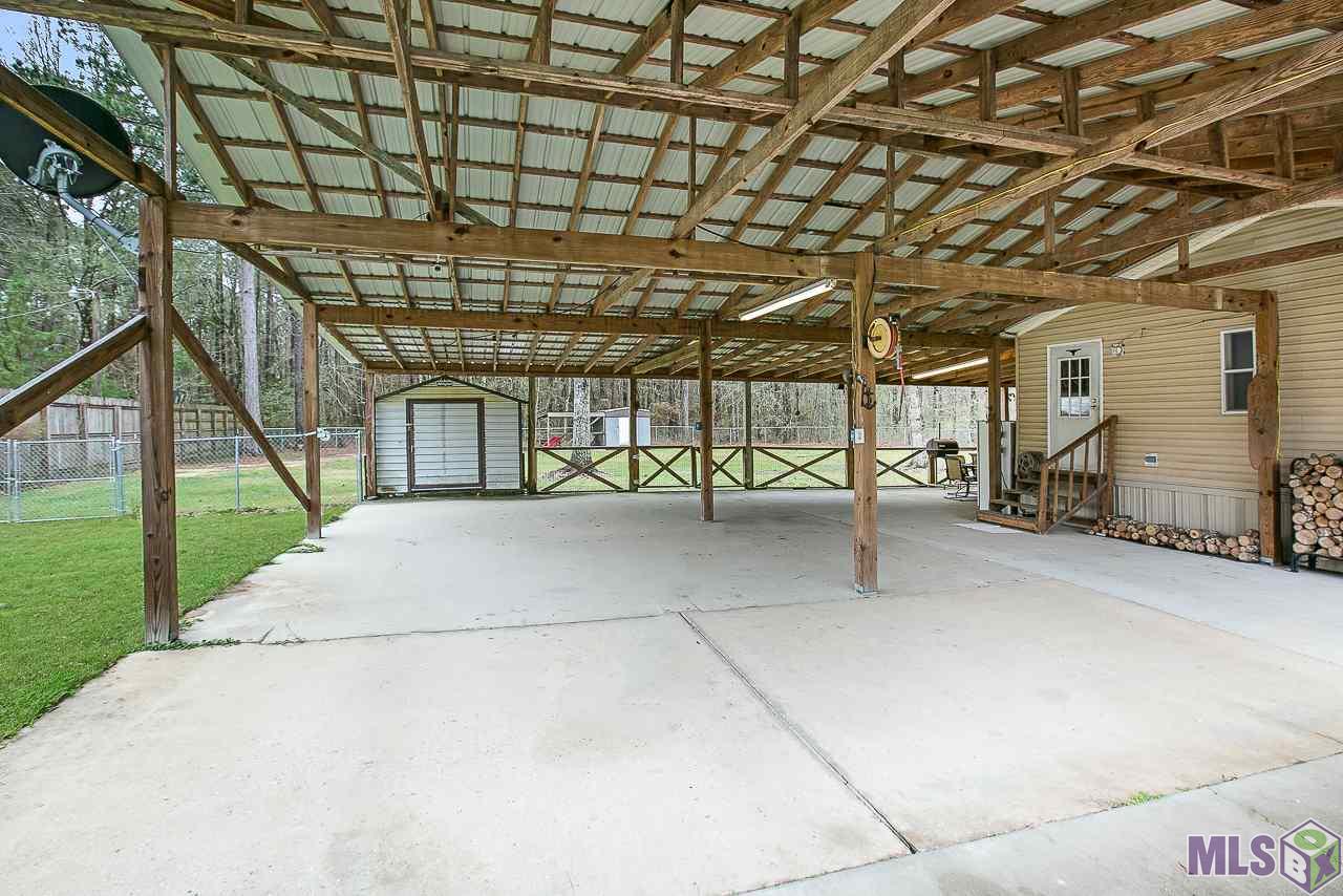 13526 Brown Road Denham Springs, LA 70726 - Photo 2 of 18 Gallery Image 2