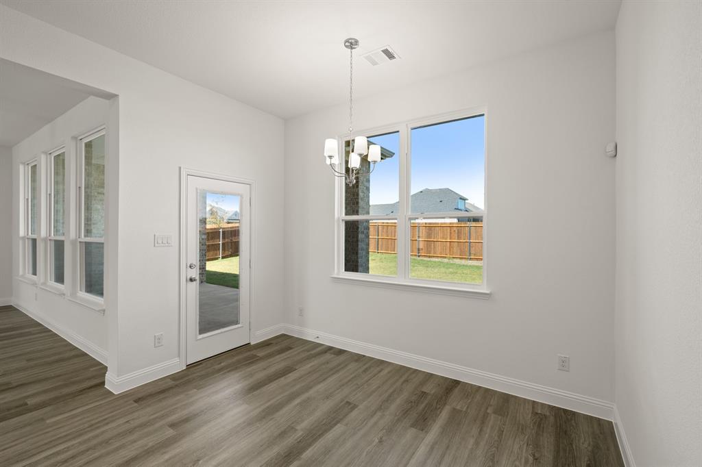 973 Reeves Drive DeSoto, TX 75115 - Photo 15 of 35 973 Reeves-Nook -1