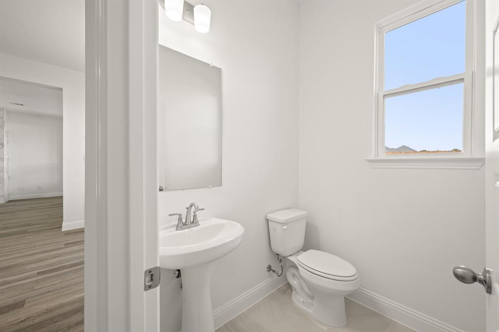 973 Reeves Drive DeSoto, TX 75115 - Photo 22 of 35 973 Reeves- Bathroom-1