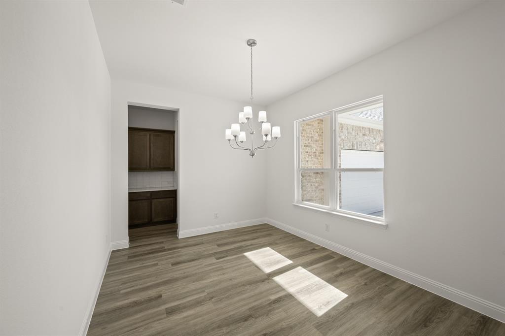 973 Reeves Drive DeSoto, TX 75115 - Photo 6 of 35 973 Reeves- Dining-1