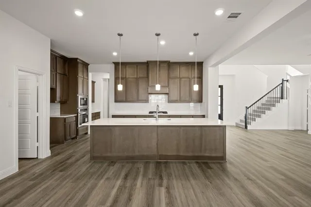 $549,260 | 973 Reeves Drive, DeSoto, TX 75115