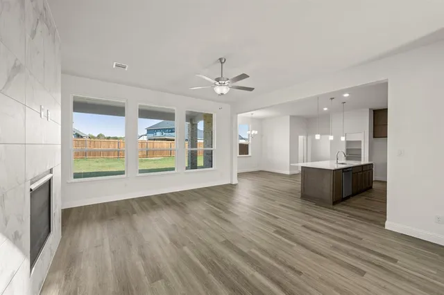 $549,260 | 973 Reeves Drive, DeSoto, TX 75115