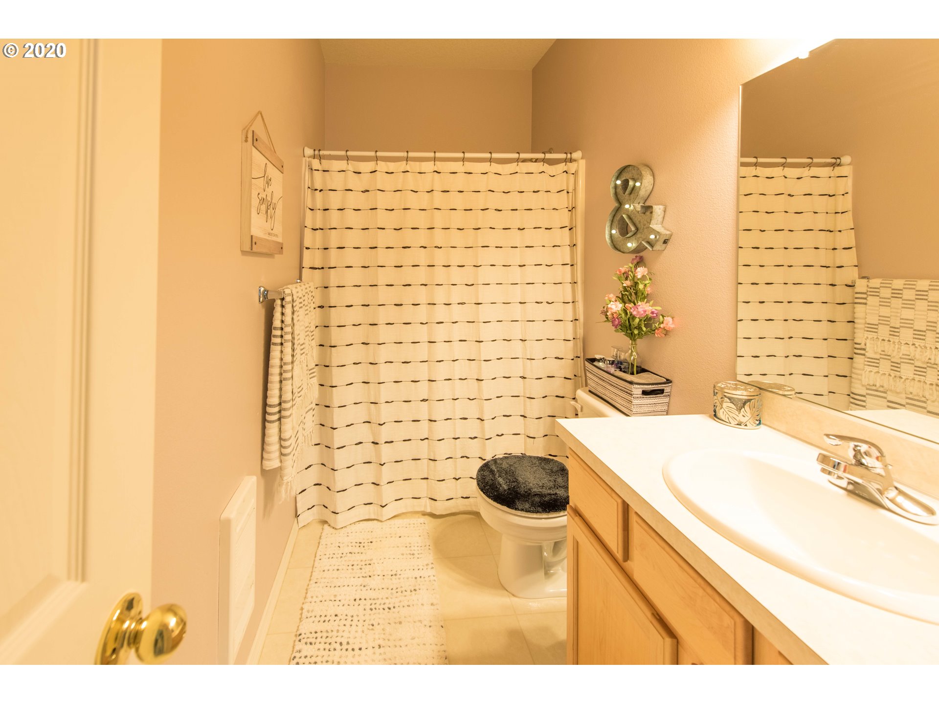 7275 Southwest Manor Way, Unit C Aloha, OR 97078 - Photo 17 of 17 Gallery Image 17