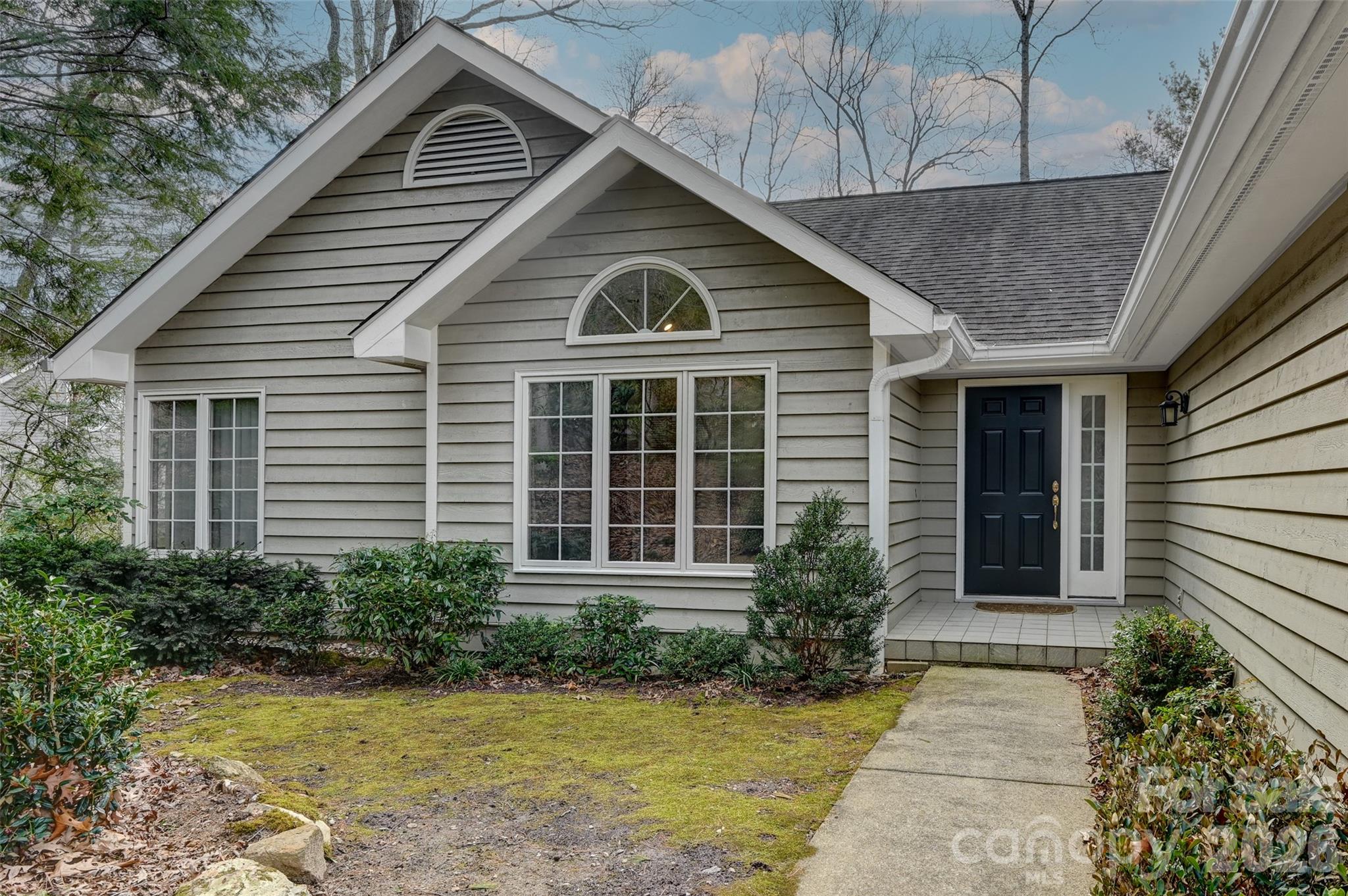 27 Cedar Summit Road Asheville, NC 28803 - Photo 3 of 30 Gallery Image 3