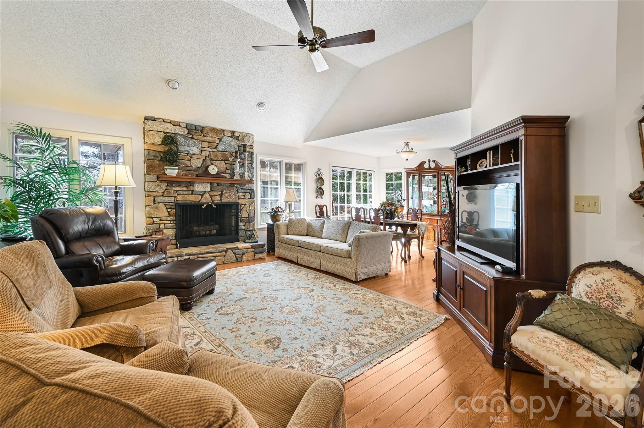 27 Cedar Summit Road Asheville, NC 28803 - Photo 6 of 30 Gallery Image 6