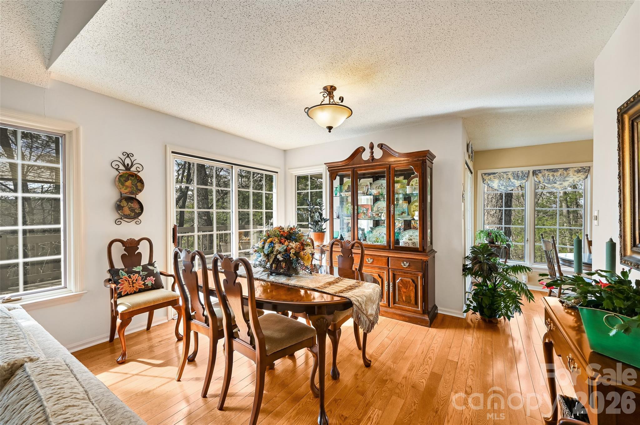 27 Cedar Summit Road Asheville, NC 28803 - Photo 8 of 30 Gallery Image 8
