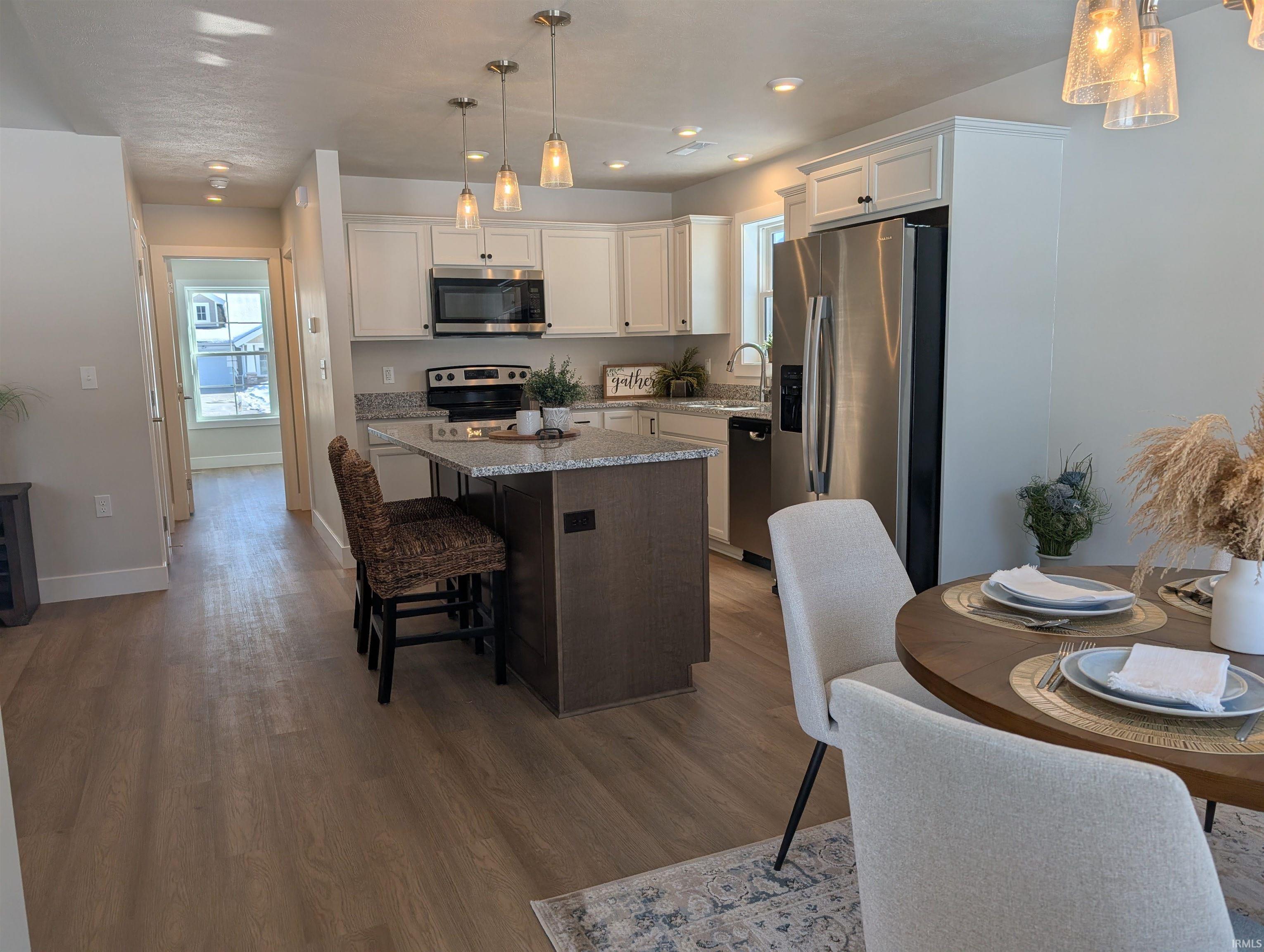 7 Beacon Way Washington, IN 47501 - Photo 3 of 36 Gallery Image 3
