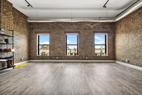 $2,700 | 1572 North Milwaukee Avenue, Unit F, Chicago, IL 60622