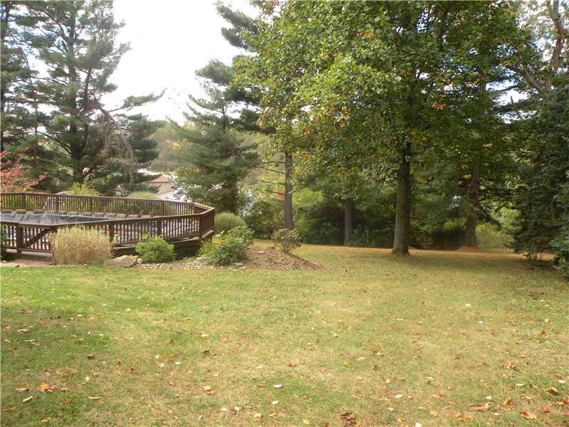1015 Old Washington Road Canonsburg, PA 15317 - Photo 24 of 25 Yard/Garden.
