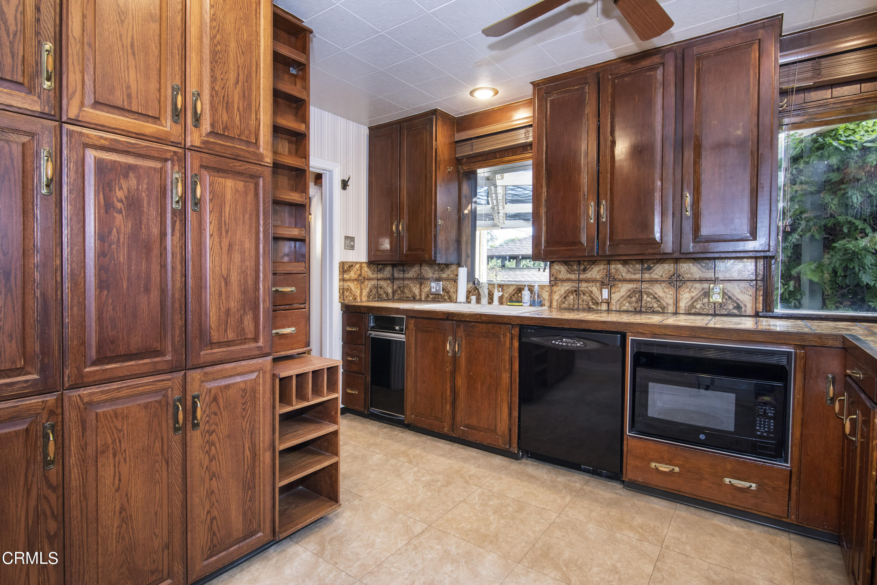 1024 Beverly Way Altadena, CA 91001 - Photo 12 of 53 CJC_8718B