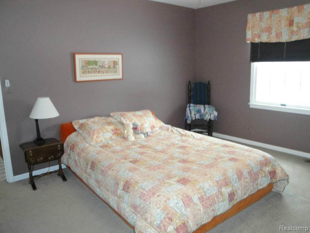 623 Lakepointe Street Grosse Pointe, MI 48230 - Photo 15 of 17 Bedroom