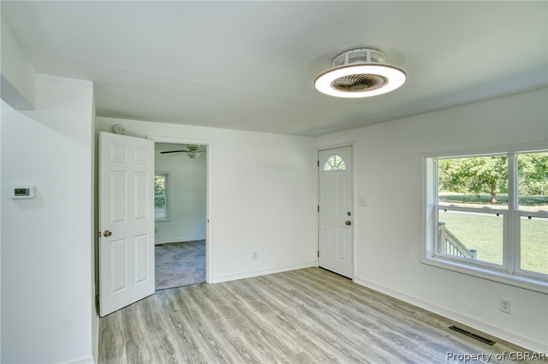 880 Ditchley Road Kilmarnock, VA 22482 - Photo 9 of 32