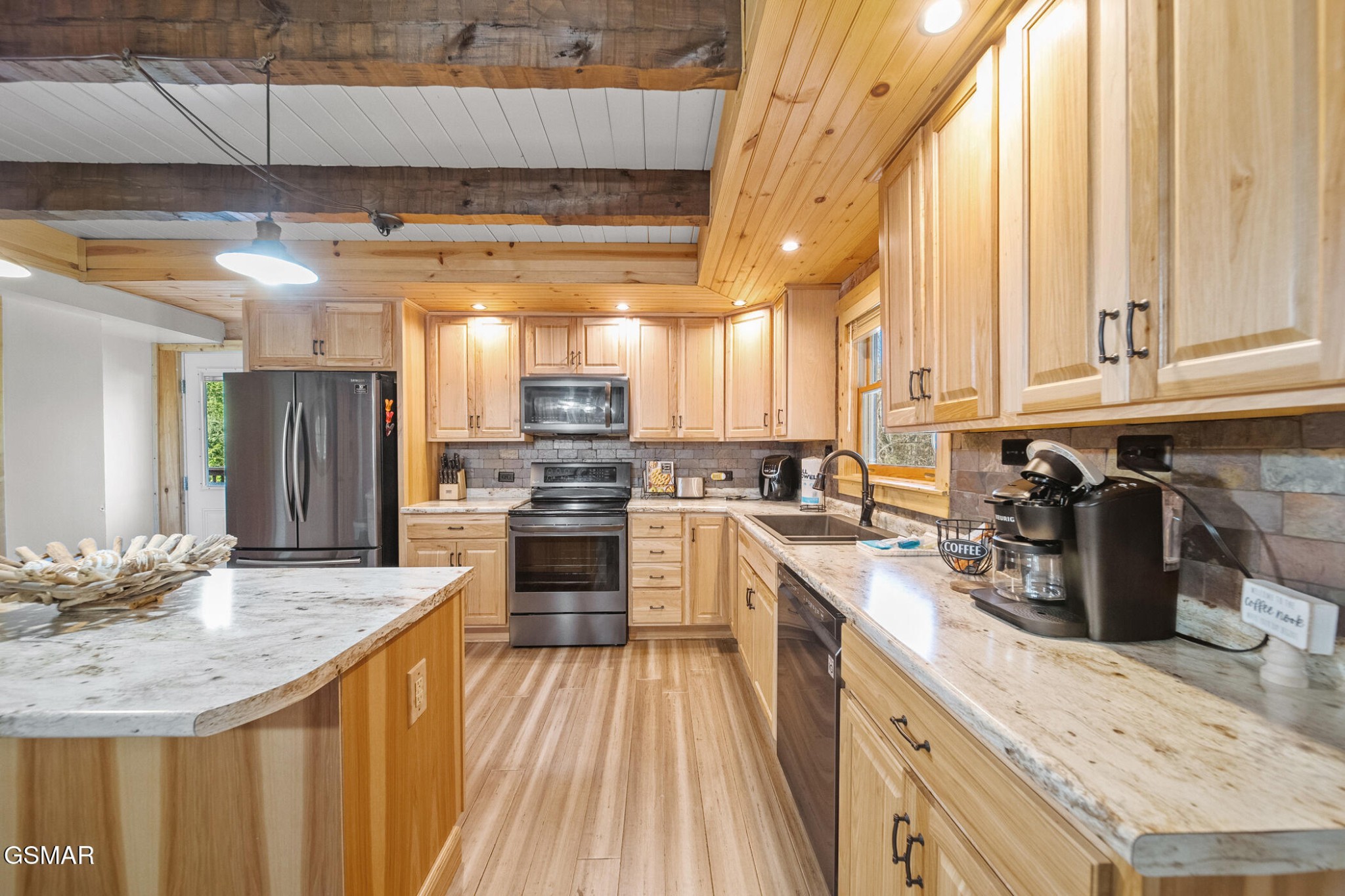 2755 Forest Ridge Road Dandridge, TN 37725 - Photo 12 of 44 Gallery Image 12