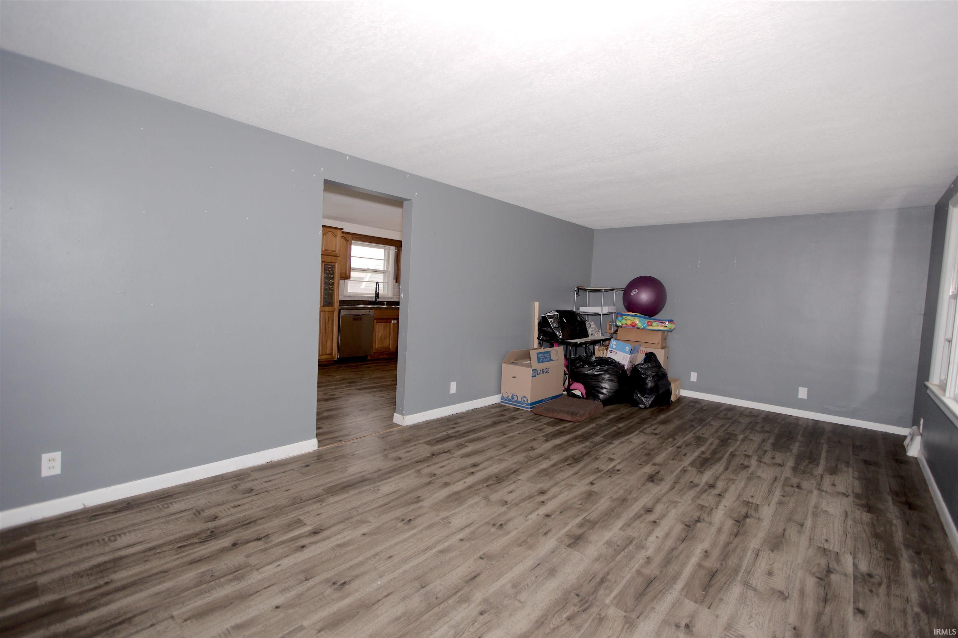 515 East Riverside Road Huntington, IN 46750 - Photo 10 of 29 Gallery Image 10
