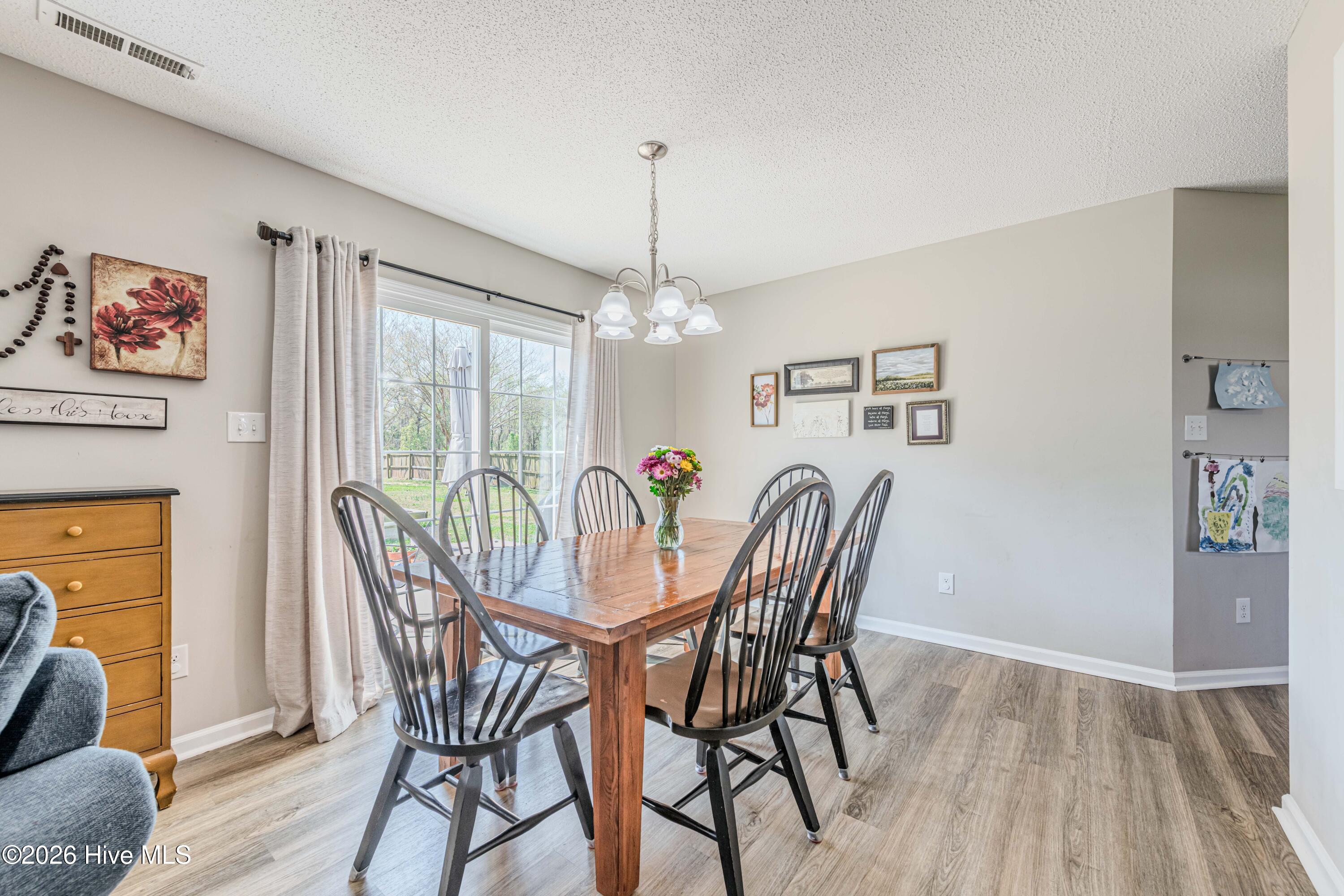 317 Shadyrock Path Richlands, NC 28574 - Photo 12 of 52 Rbecca P (14 of 51)