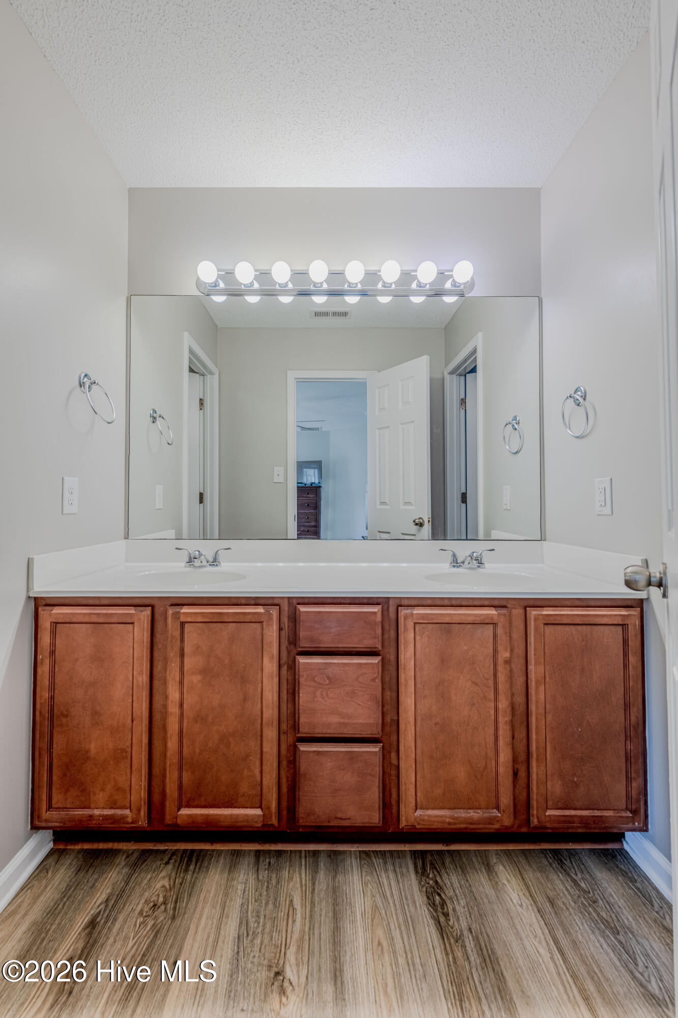 317 Shadyrock Path Richlands, NC 28574 - Photo 27 of 52 Rbecca P (20 of 51)