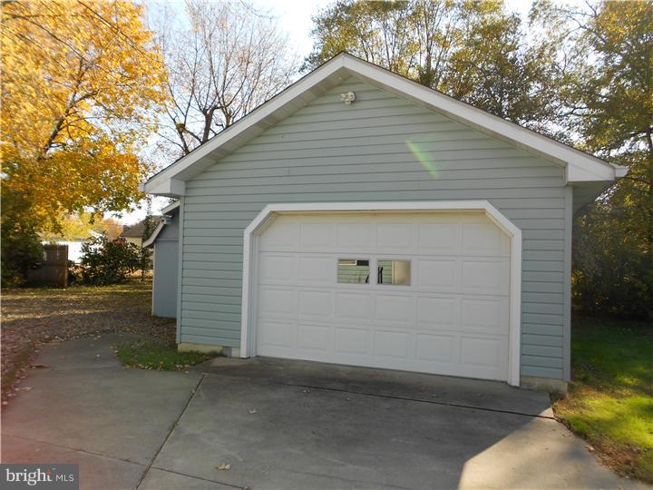 27 Mahoney Road Pennsville, NJ 08070 - Photo 12 of 25 Gallery Image 12